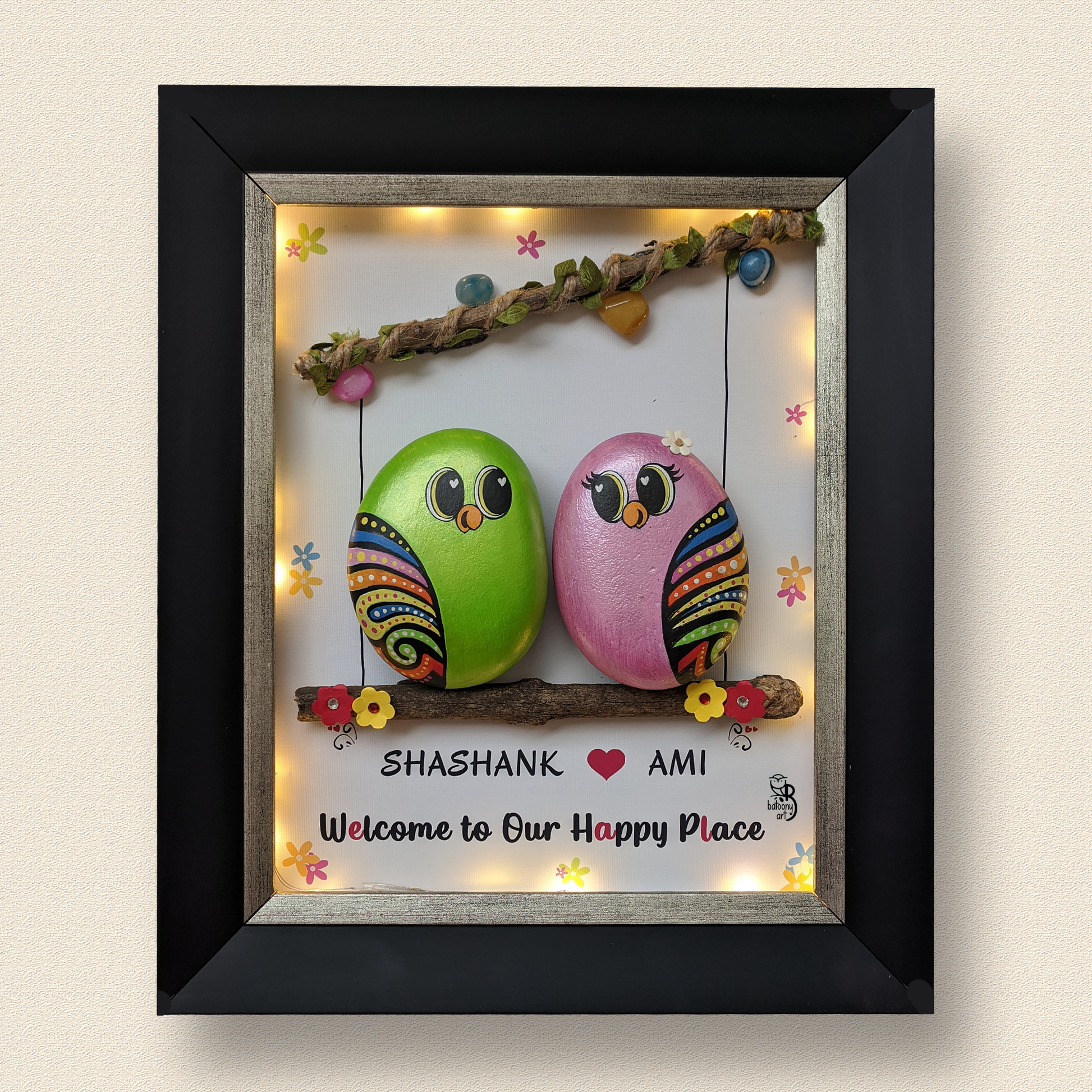 Premium handcrafted pebble with intricate artwork – perfect for gifts and interiors.