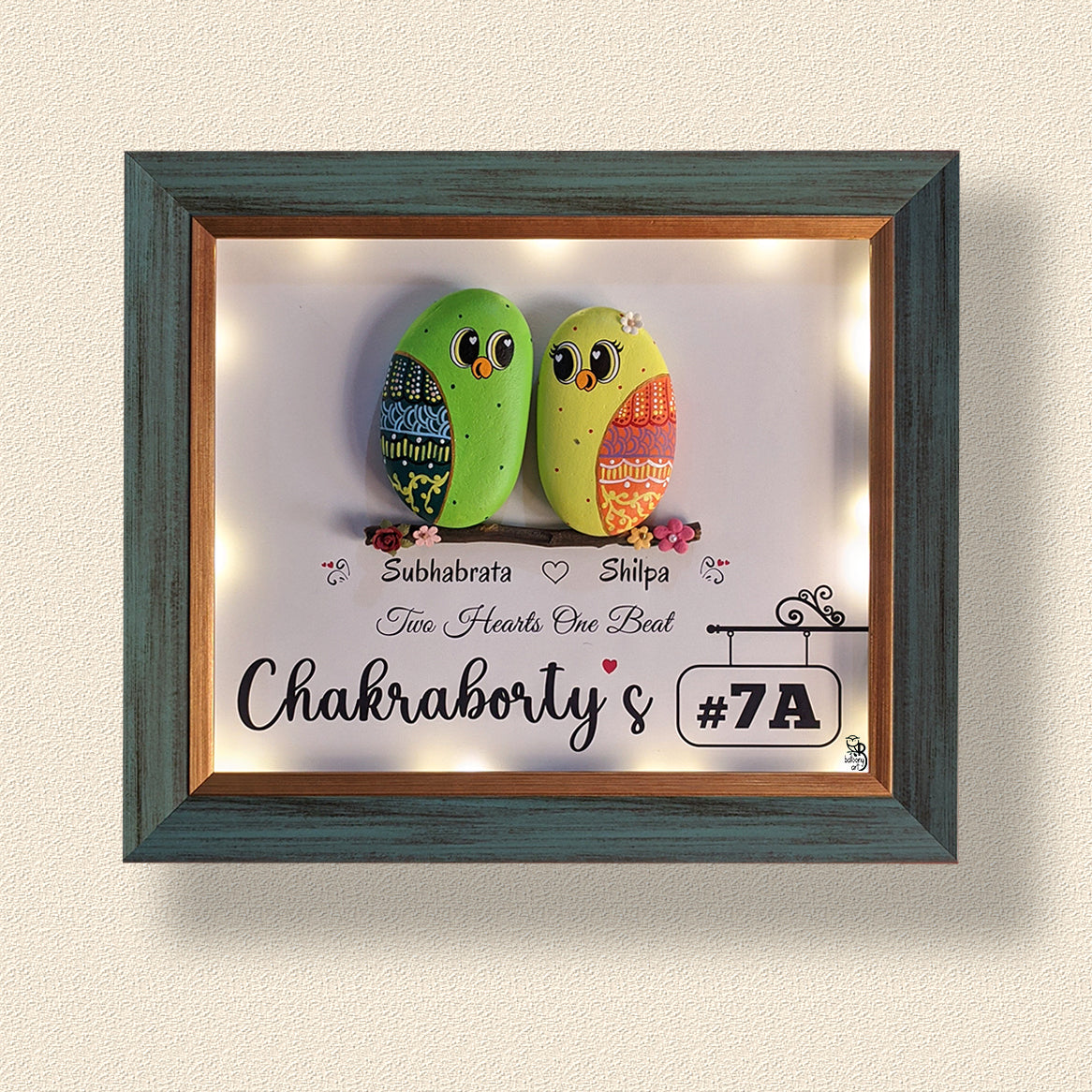 Artistic hand-painted rock décor – a one-of-a-kind creation from Batoony Rocks.