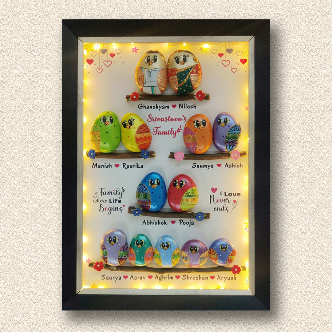 United we stand Family of 13 Pebble Art (22x24 Inches)